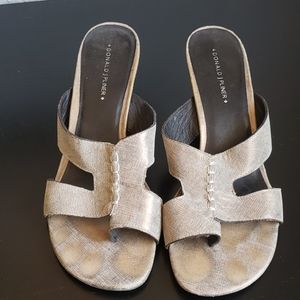 Donald Pliner kitten heeled sandals